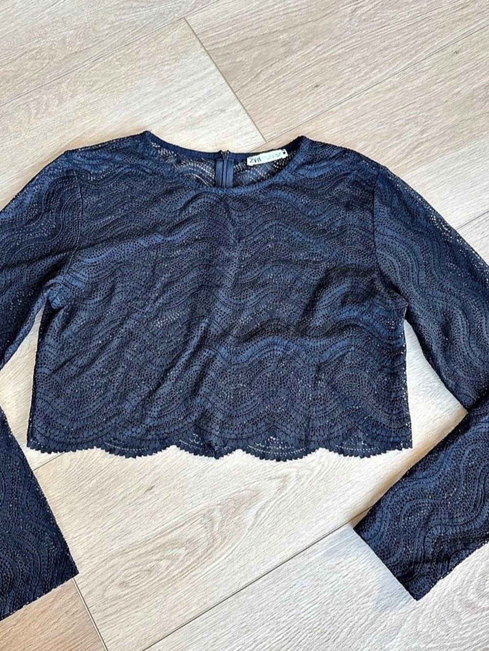Zara Lace Long Sleeve Top Black Size XL (32) Like New